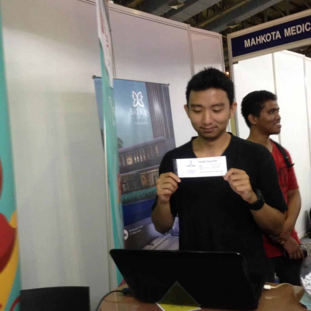 Pemenang Games #JagoNawar di Booth Travelio di Indonesia Travel Fair 2015 (1)