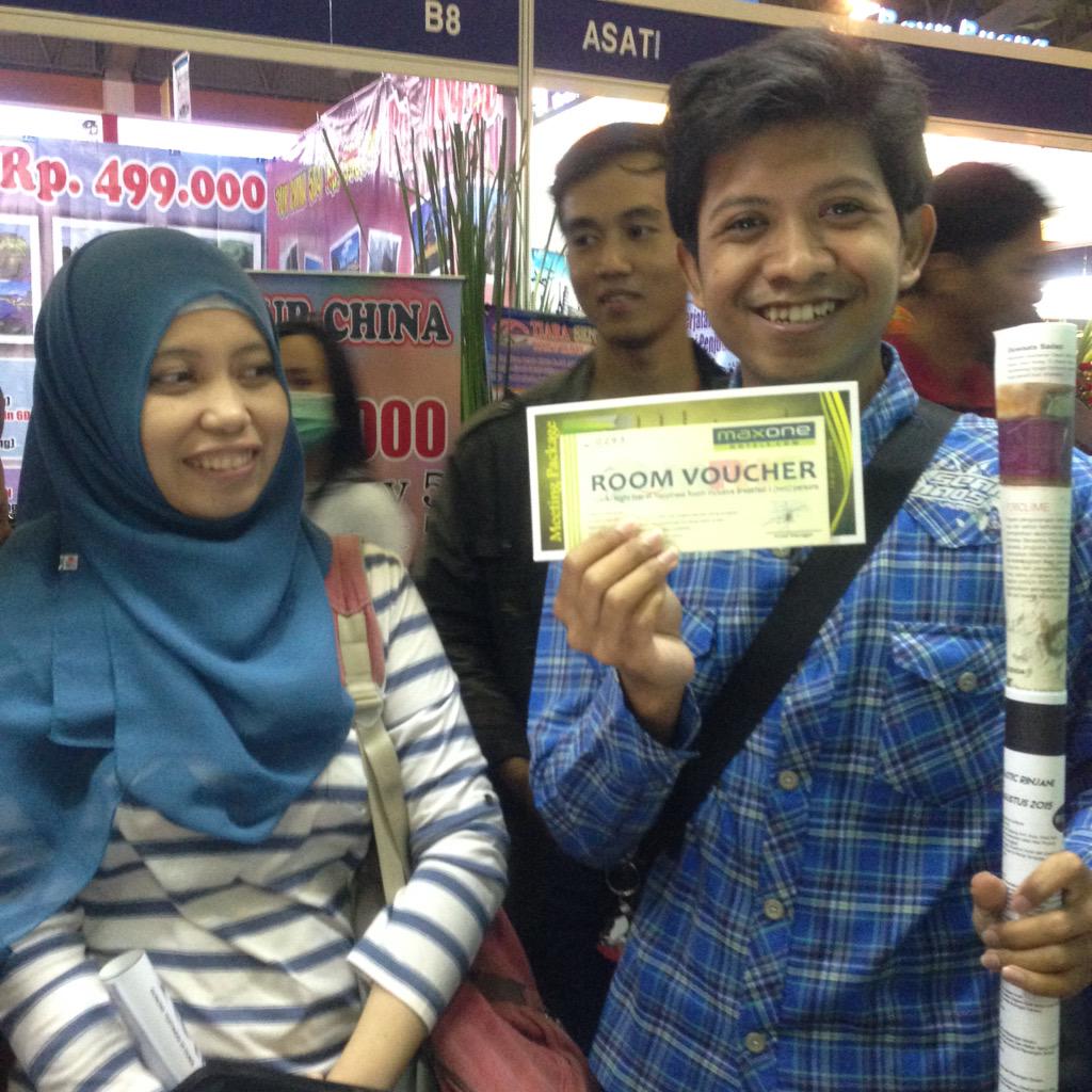 Pemenang Games #JagoNawar di Booth Travelio di Indonesia Travel Fair 2015 (5)