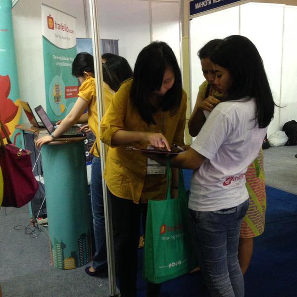Suasana Booth Travelio di Indonesia Travel Fair 2015 (1)