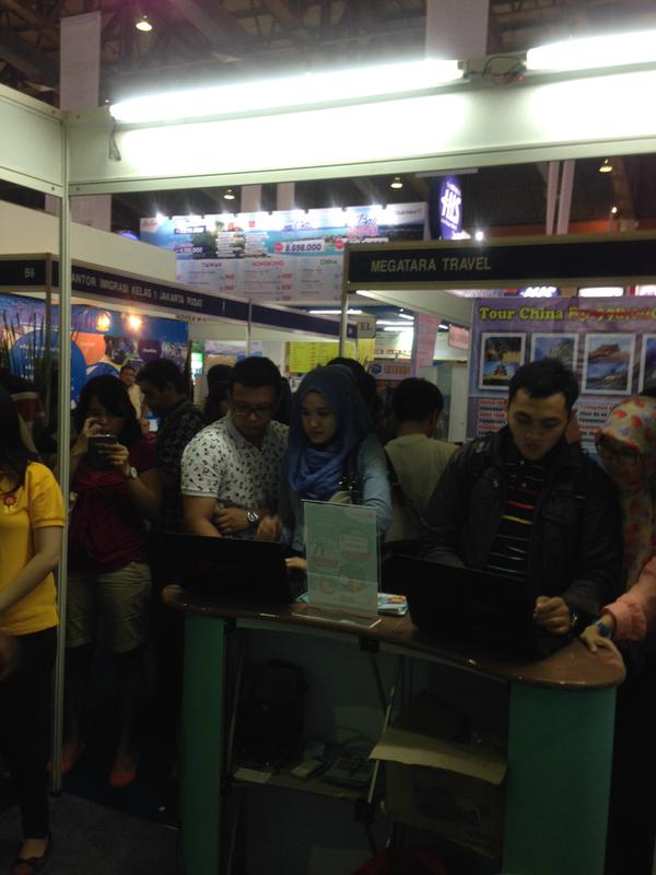 Suasana Booth Travelio di Indonesia Travel Fair 2015 (5)