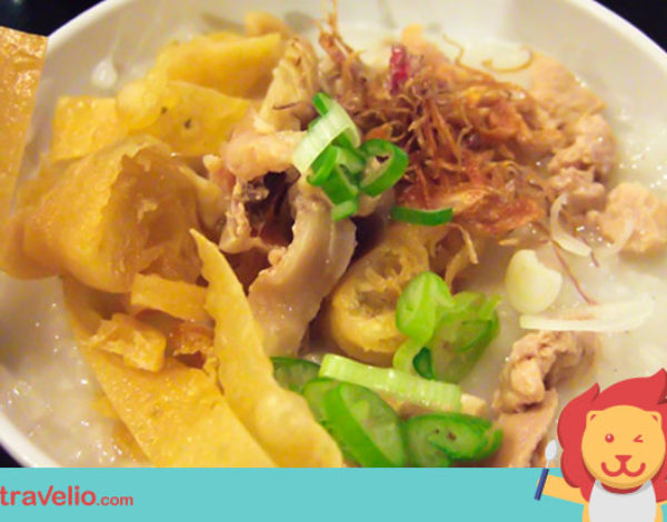 Rela Banget Antri Demi Nyobain Bubur Ayam Kaki Lima Dengan Rasa Bintang Lima di Jakarta Ini!