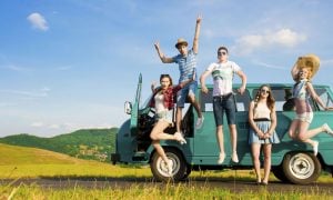 Liburan ke 5 Destinasi ini Bisa Bikin Persahabatan Makin Akrab!