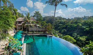 Discover  The 5 Revealed Secrets of Saving Cost Stay In A Luxurious Villa