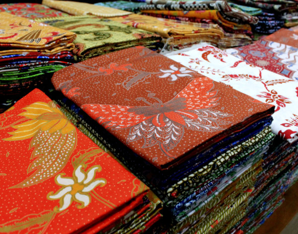 4 Lokasi Belanja dan Wisata Batik di Indonesia